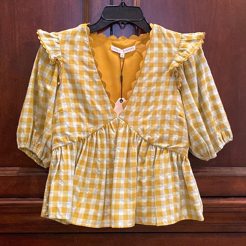 ⭐️ NWT ⭐️ English Factory peplum, ruffle top! Precious!!! XS